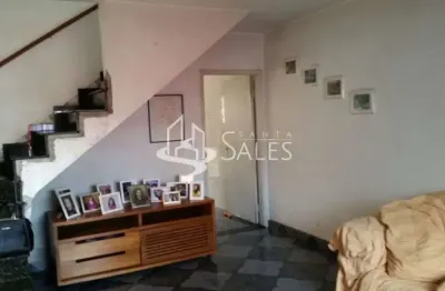 Ótima localização, sobrado bem construido....2dts, 2  vgs para carro.