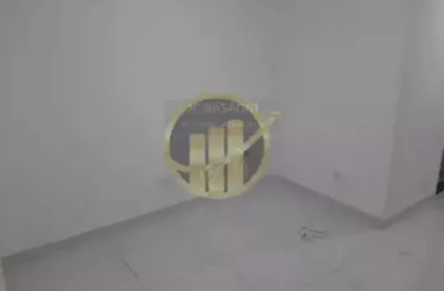 Apto. de 2 dorms., sala, cozinha, banheiro e lavanderia. água e luz independente. ótima localização. - ap8550