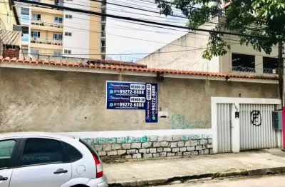Casa com 4 quartos à venda na Rua Sergipe, Praia da Costa, Vila Velha