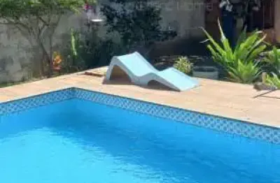 Casa com 1 quarto à venda na Rua Salvador, Praia de Setiba, Guarapari