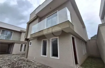 Sobrado com 3 quartos à venda em jardim das américas - pr