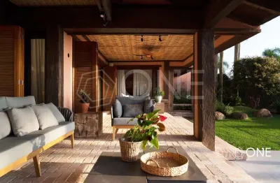 Casa em condomínio fechado com 4 quartos à venda na Rua Gilberto Laste, 180, Santa Tereza, Porto Alegre por R$ 8.700.000