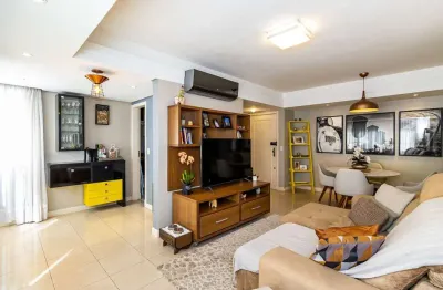 Apartamento com 2 quartos à venda na Rua Santa Cecília, 2321, Rio Branco, Porto Alegre por R$ 730.000