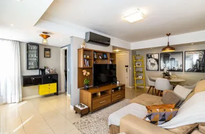 Apartamento com 2 quartos à venda na rua santa cecília, 2321, rio branco, porto alegre por r$ 730.000