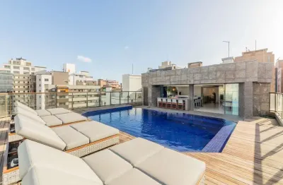 Cobertura com 4 quartos à venda na Rua Santo Inácio, 407, Moinhos de Vento, Porto Alegre por R$ 10.990.000