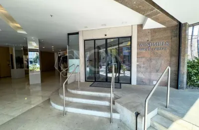 Sala comercial à venda na rua padre chagas, 185, moinhos de vento, porto alegre por r$ 350.000