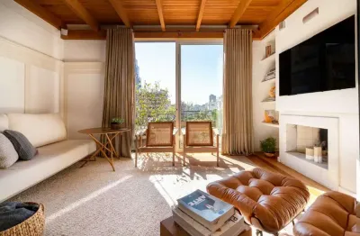 Apartamento com 1 quarto à venda na rua padre chagas, 51, moinhos de vento, porto alegre por r$ 1.090.000