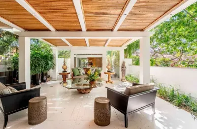 Casa em condomínio fechado com 3 quartos à venda na Rua Tomaz Gonzaga, 363, Boa Vista, Porto Alegre por R$ 7.500.000