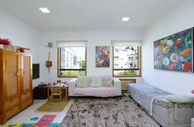 Prédio à venda na rua marquês do pombal, 1041, moinhos de vento, porto alegre por r$ 1.800.000