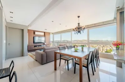 Apartamento com 3 quartos à venda na Avenida Iguassu, 550, Petrópolis, Porto Alegre por R$ 1.690.000