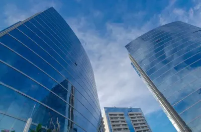 Sala comercial à venda na Avenida Senador Tarso Dutra, 565, Petrópolis, Porto Alegre por R$ 499.000