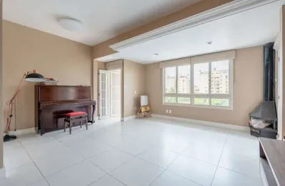 Casa em condomínio fechado com 3 quartos à venda na Rua Luzitana, 1098, Higienópolis, Porto Alegre por R$ 2.190.000