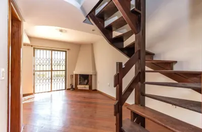 Casa em condomínio fechado com 3 quartos à venda na rua manoel lopes meirelles, 287, jardim itu sabará, porto alegre por r$ 645.000