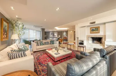 Apartamento com 3 quartos à venda na Avenida Coronel Lucas de Oliveira, 655, Petrópolis, Porto Alegre por R$ 3.950.000