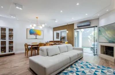 Casa em condomínio fechado com 3 quartos à venda na Rua Attílio Bilibio, 120, Jardim Carvalho, Porto Alegre por R$ 2.100.000