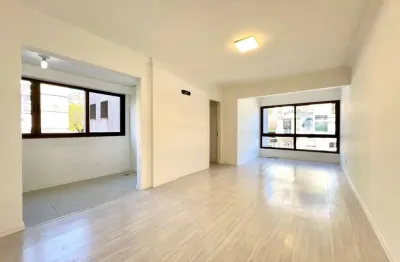 Apartamento com 2 quartos para alugar na rua coronel feijó, 984, higienópolis, porto alegre por r$ 4.000