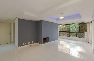 Apartamento com 3 quartos para alugar na rua corcovado, 385, higienópolis, porto alegre por r$ 5.200