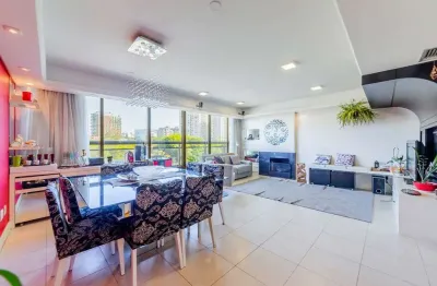 Apartamento com 3 quartos à venda na rua primeiro de janeiro, 150, três figueiras, porto alegre por r$ 2.120.000