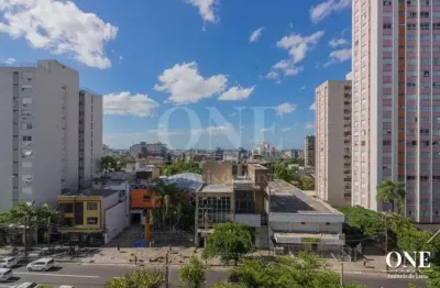 Apartamento com 3 quartos à venda na rua vinte e quatro de outubro, 925, moinhos de vento, porto alegre por r$ 900.000