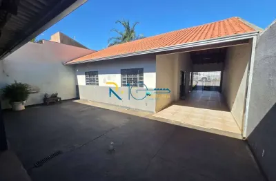 Casa com 3 quartos para alugar no Três Marcos, Londrina 