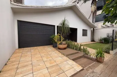 Casa próximo, hospital e farmácias no centro de toledo pr