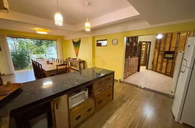 Casa com 4 quartos à venda no Parque Verde, Cascavel 