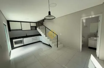 Sobrado para locação com 2 quartos no centro de toledo - paraná