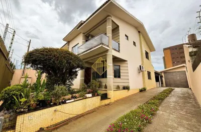 Casa com 4 quartos à venda no Região do Lago, Cascavel 
