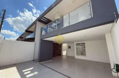 Sobrado à venda, 1 suíte e 2 quartos, 2 vagas, bairro tocantins - toledo/pr