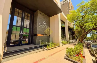 Apartamento à venda no Centro de Cascavel (150m² interno/285m² externo) com financiamento