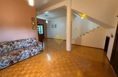 Casa com 3 quartos para alugar no Jardim Pancera, Toledo 