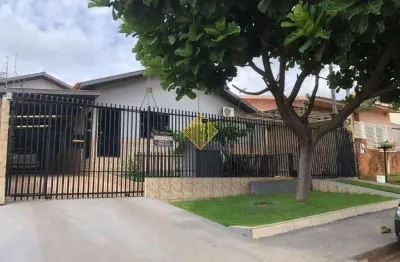 Casa com 5 quartos à venda no Universitário, Cascavel 