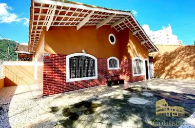 Casa com 2 dormitórios à venda por R$ 740.000,00 - Canto do Forte - Praia Grande/SP