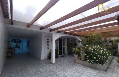 Casa com edicula - isolada nas laterais - 03 mdormitorios - bairro mirim/praia grande-sp