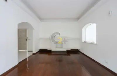 Casa com 3 quartos à venda na Rua Veríssimo Glória, --, Sumaré, São Paulo
