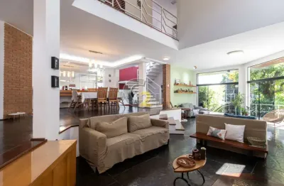 Casa à venda na vila romana com 5 quartos, sendo 4 suítes e 4 vagas
