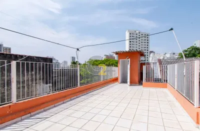 Casa sobrado á venda na barra funda com 4 quartos e 1 vaga