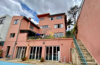 Casa com 7 quartos à venda na Rua José de Freitas Guimarães, --, Pacaembu, São Paulo
