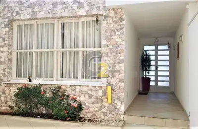 Casa com 2 quartos à venda na Rua Sararé, --, Alto de Pinheiros, São Paulo
