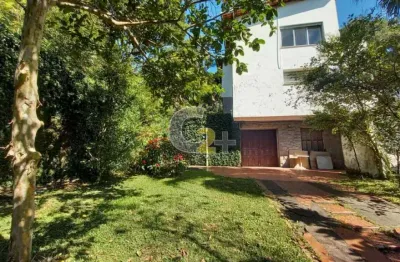 Casa a venda no bairro do pacaembu com 4 quartos e 1 suite