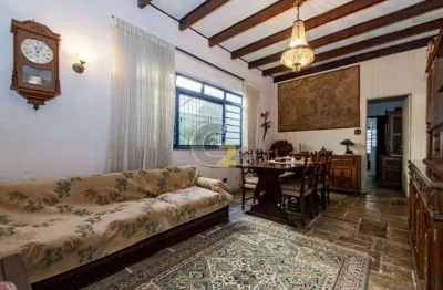 Casa à venda na sumaré, 3 quartos, 1 suíte, 4 vagas de garagem.