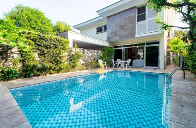 Casa com 4 quartos à venda na Rua Iquitos, --, Alto de Pinheiros, São Paulo