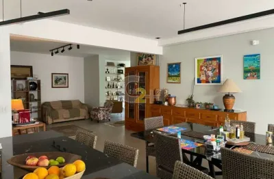 Casa à venda no pacaembu, 5 quartos, 3 suítes e 6 vagas