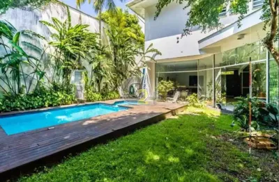 Casa a venda no alto de pinheiros com 4 suítes, 4 vagas