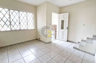 Sobrado à venda em agua branca, 2 quartos, 2 banheiros, sacada,