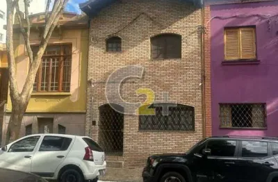 Sobrado á venda na bela vista, 3 quartos e sem vaga de garagem