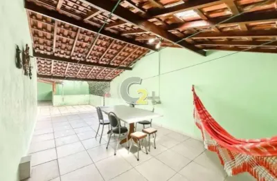 Sobrado à venda no sumarézinho  com 3 quartos, 1 suíte, 2 vagas