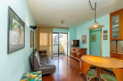 Apartamento à venda na Vila Mariana com 60 m², 2 quartos e 2 vagas de garagem.