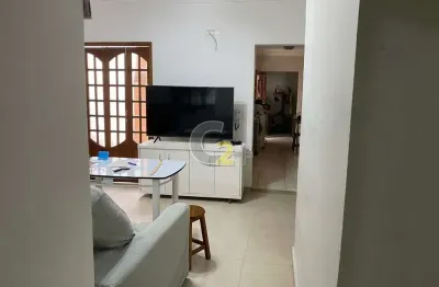 Sobrado á venda na vila mariana, 3 quartos, 1 suíte, 2 vagas de garagem.