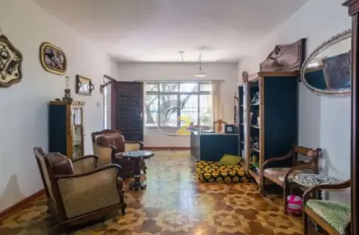 Casa com 3 quartos à venda na Rua Saramenha, --, Sumaré, São Paulo